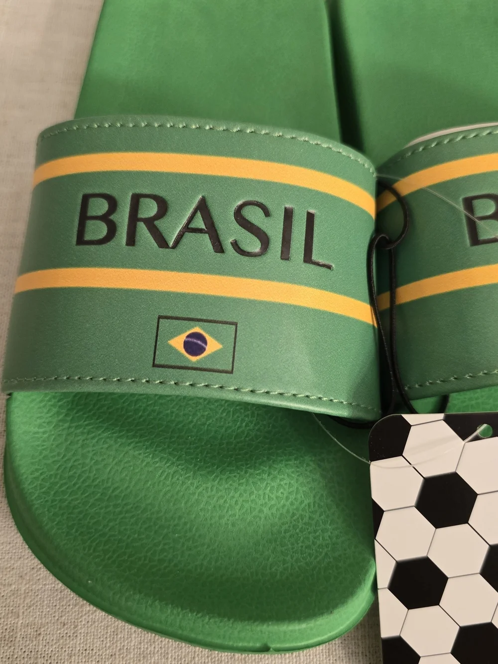 Kids Soccer Fan FIFA Slide Sandals – Brasil Brazil Size 2/3 Little Kid Youth